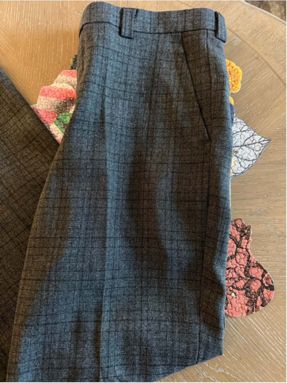 Carrie & Cannie Gray Plaid Trousers Women's - Picture 4 of 10